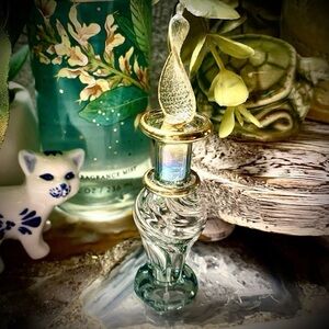 2201 Elegant Glass Mini Perfume Bottle with Gold Accents